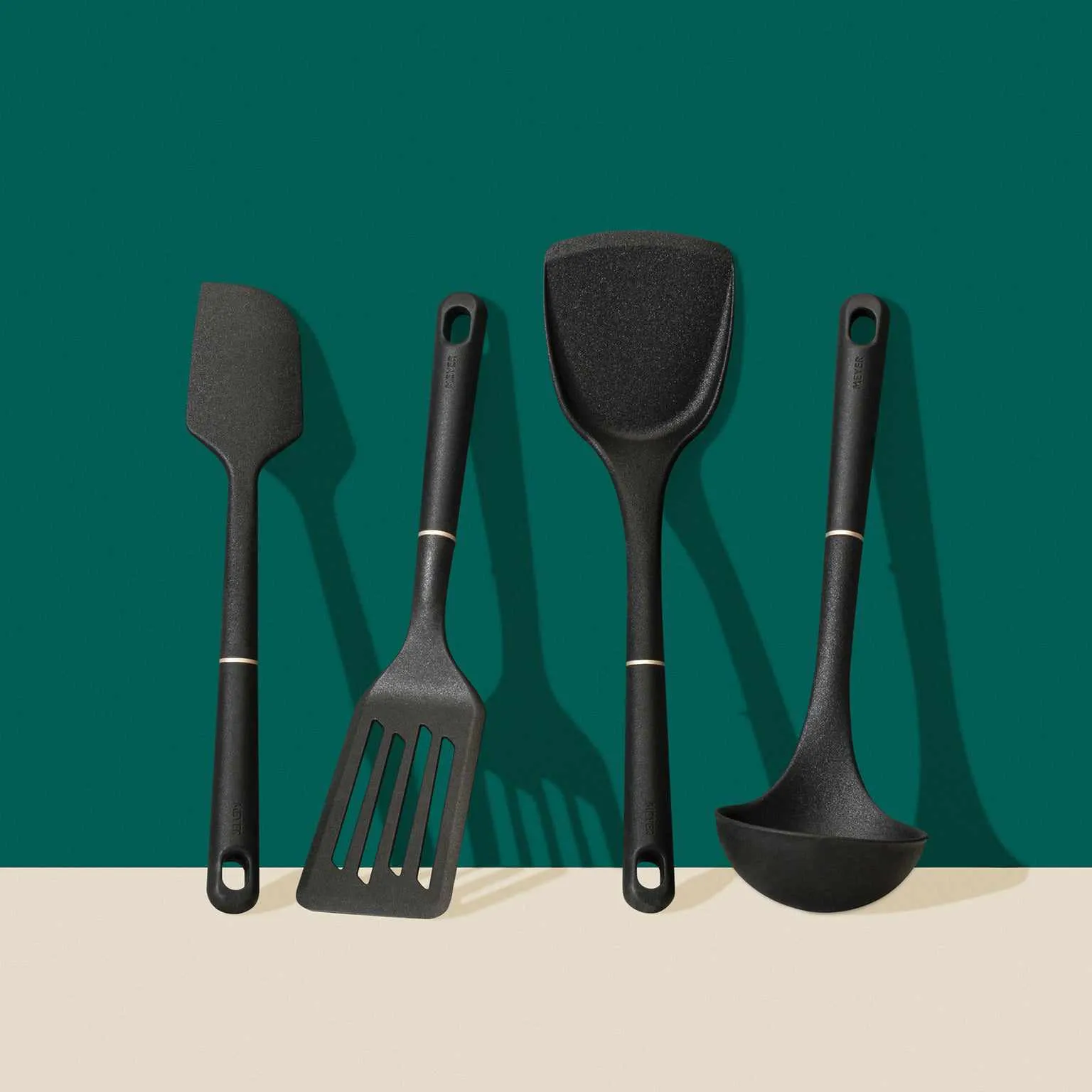 The Deluxe Silicone Tools Set